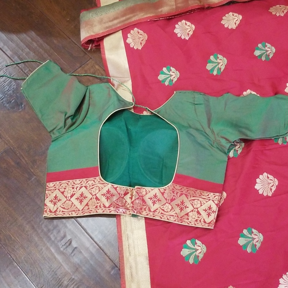 Saree with blouse! New - Picture 4 of 8